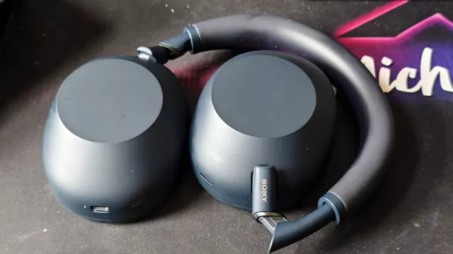 Sony WH-1000XM6