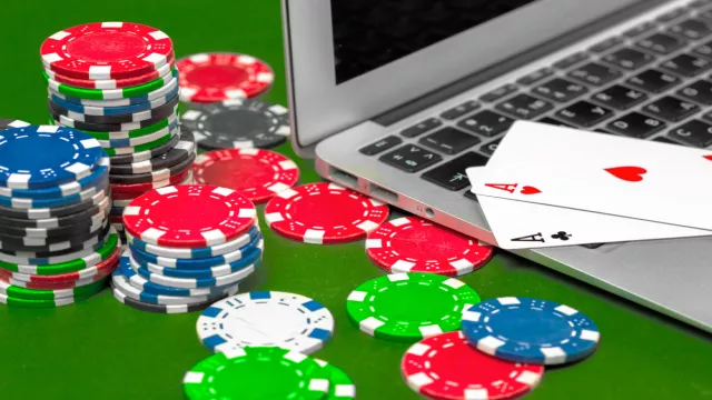 Jaké je nejlepší online casino pro sváteční hráče?
