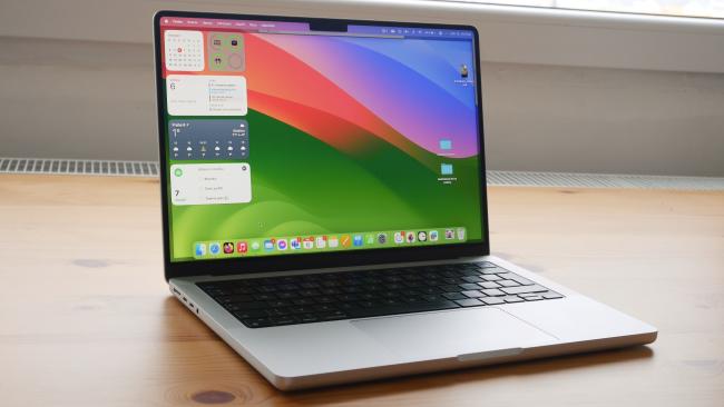 Apple MacBook M3