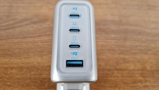 Anker B2697GZ1