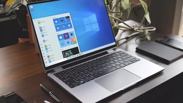 Laptop s Windows 10